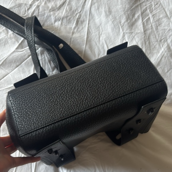 Like new Dagne Dover Tokyo Turnlock Tote - Picture 9 of 12